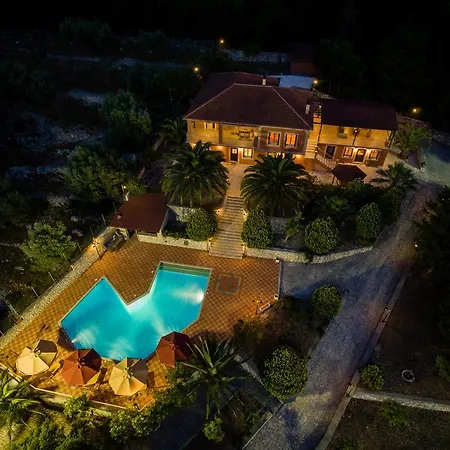 Mazourka * Stavros (Ithaka)